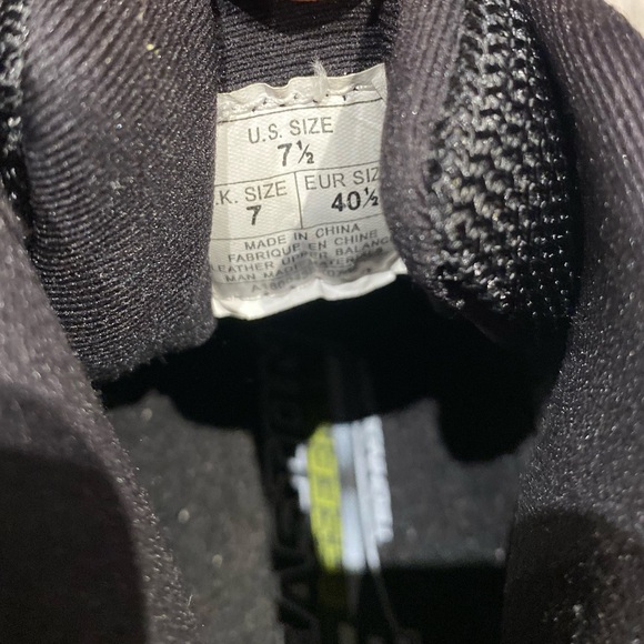 Easton Ideal Fit Baseball Cleats Men’s Size 7 1/2 Brand New - Picture 4 of 4